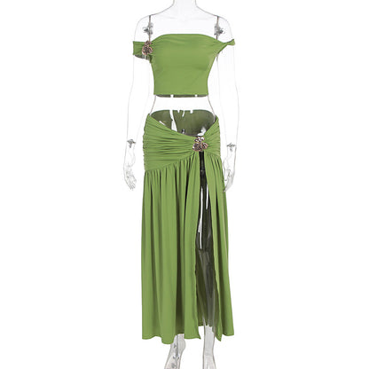 One shoulder metal decorative top with split and pleated skirt set