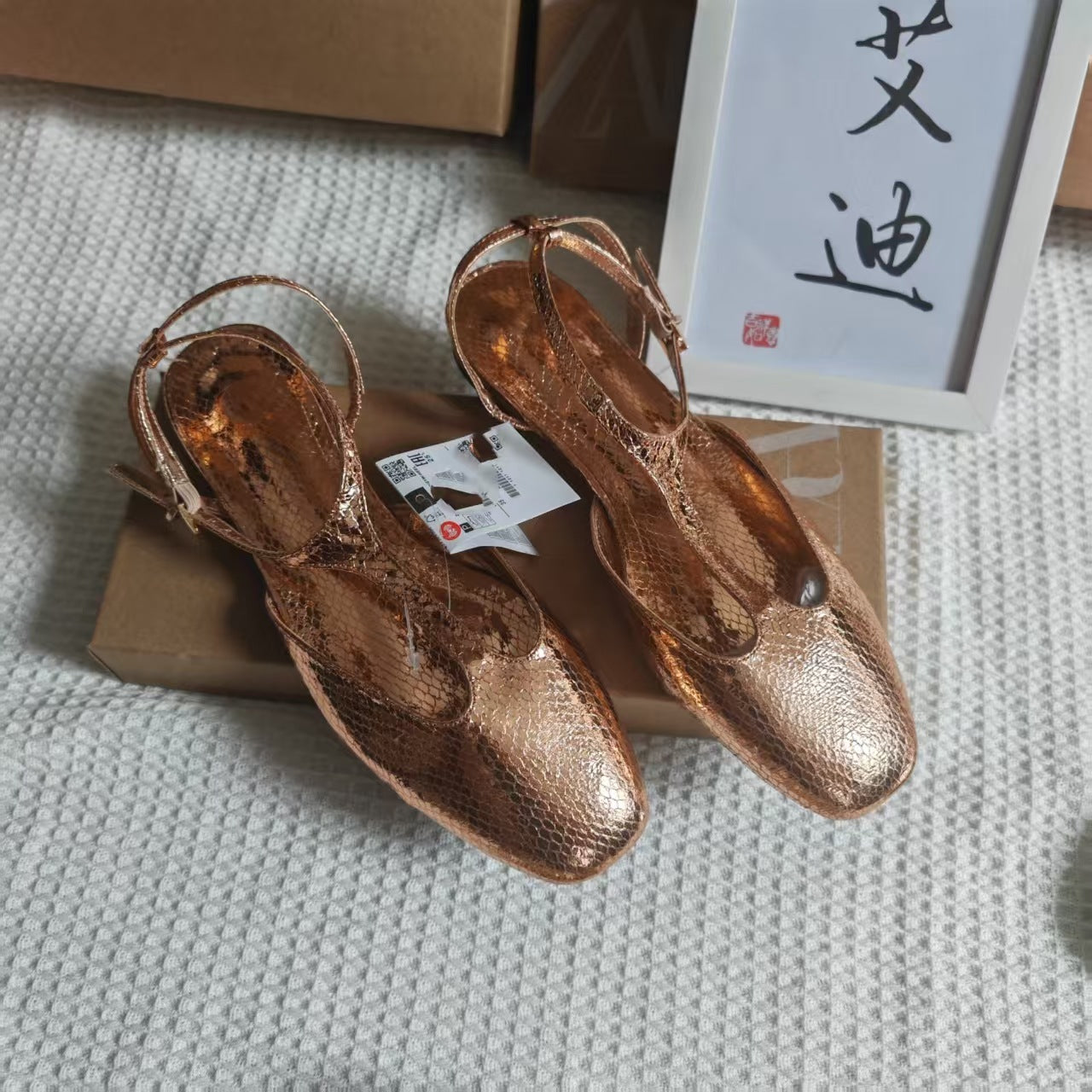 Za Manufacturer's Ready-Made Cross-Border Popular Gold Toe-Toe Fashion Flat Sandals for Women with Shallow Mouth and Hollow Back Strap Shoes Wholesale