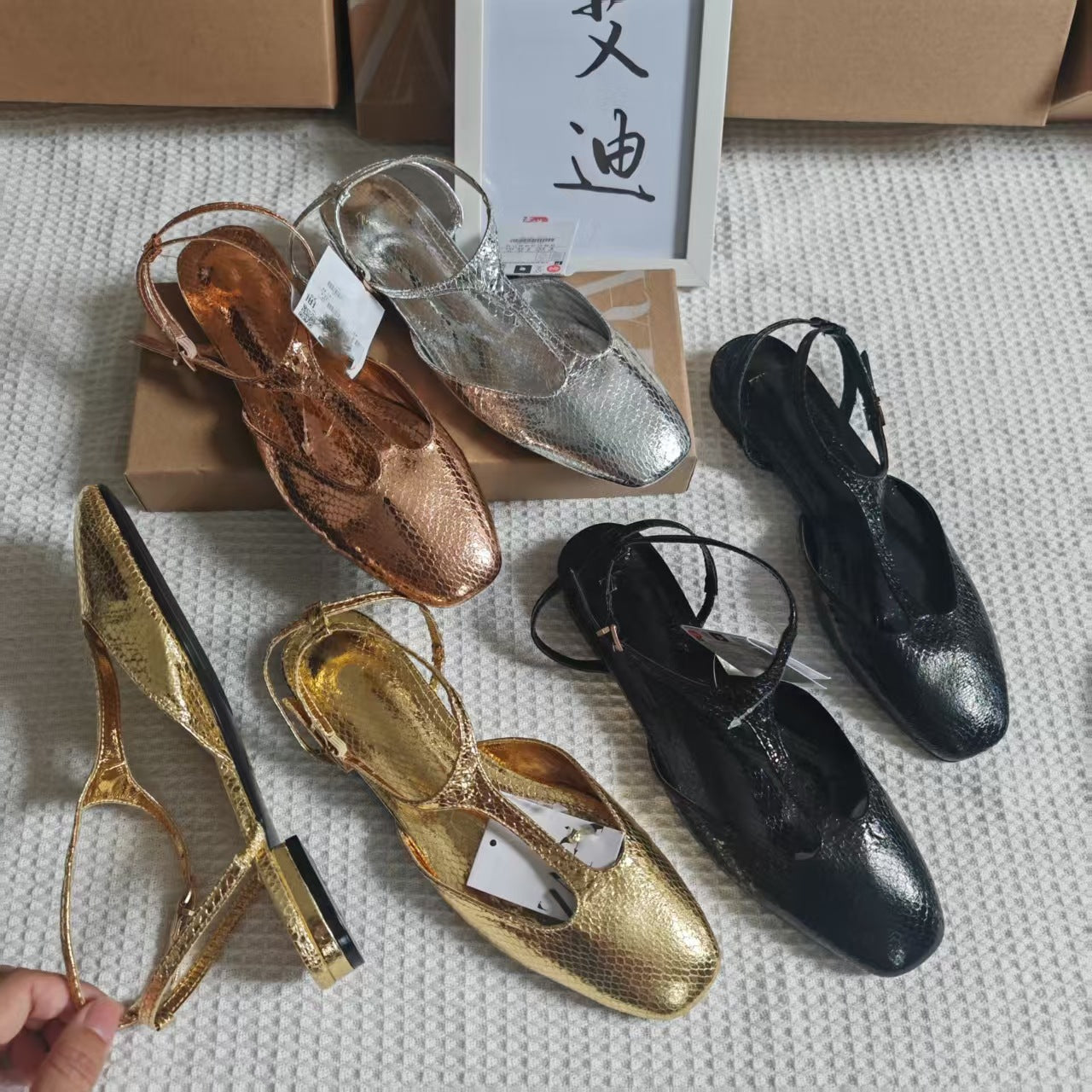 Za Manufacturer's Ready-Made Cross-Border Popular Gold Toe-Toe Fashion Flat Sandals for Women with Shallow Mouth and Hollow Back Strap Shoes Wholesale