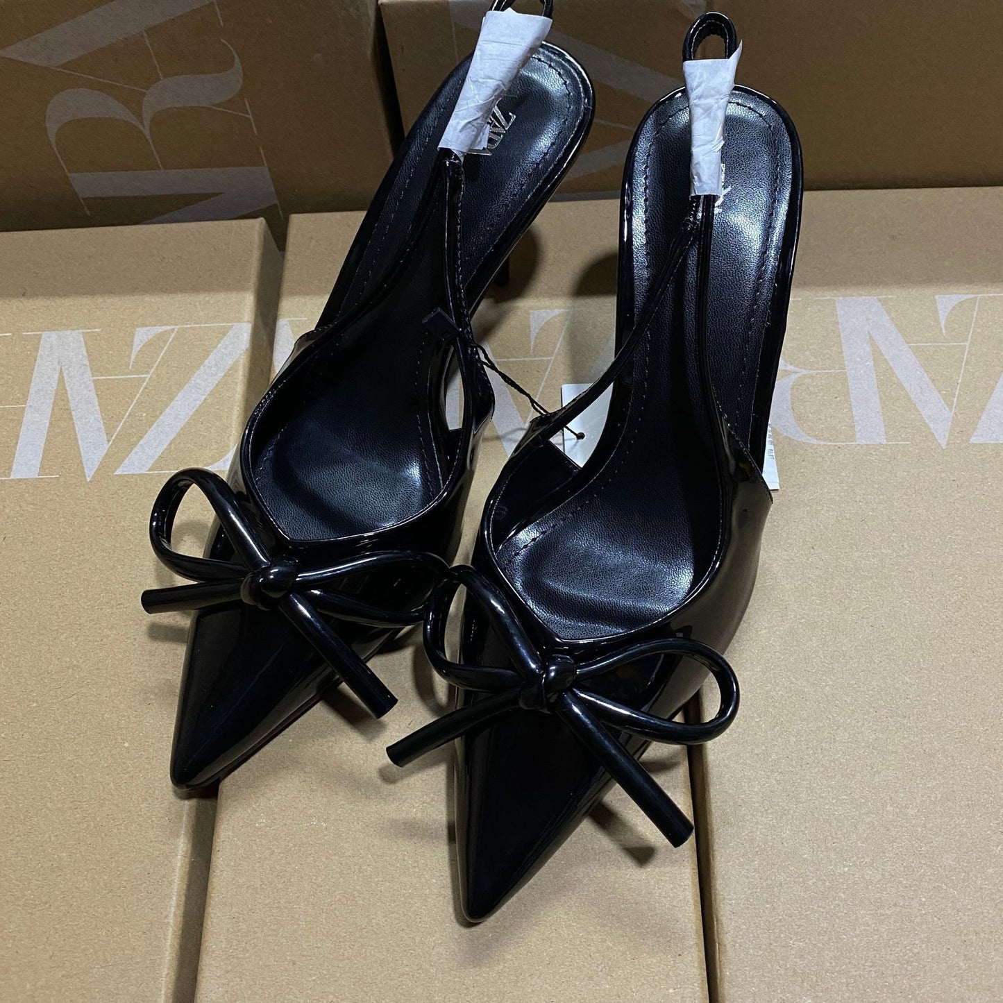 Fashion New Style Women's Slingback Pumps with Thin Heels, Shallow Mouth High Heels, Pointed Toe, Ankle Strap Sandals, Spring and Autumn Socialite Bow